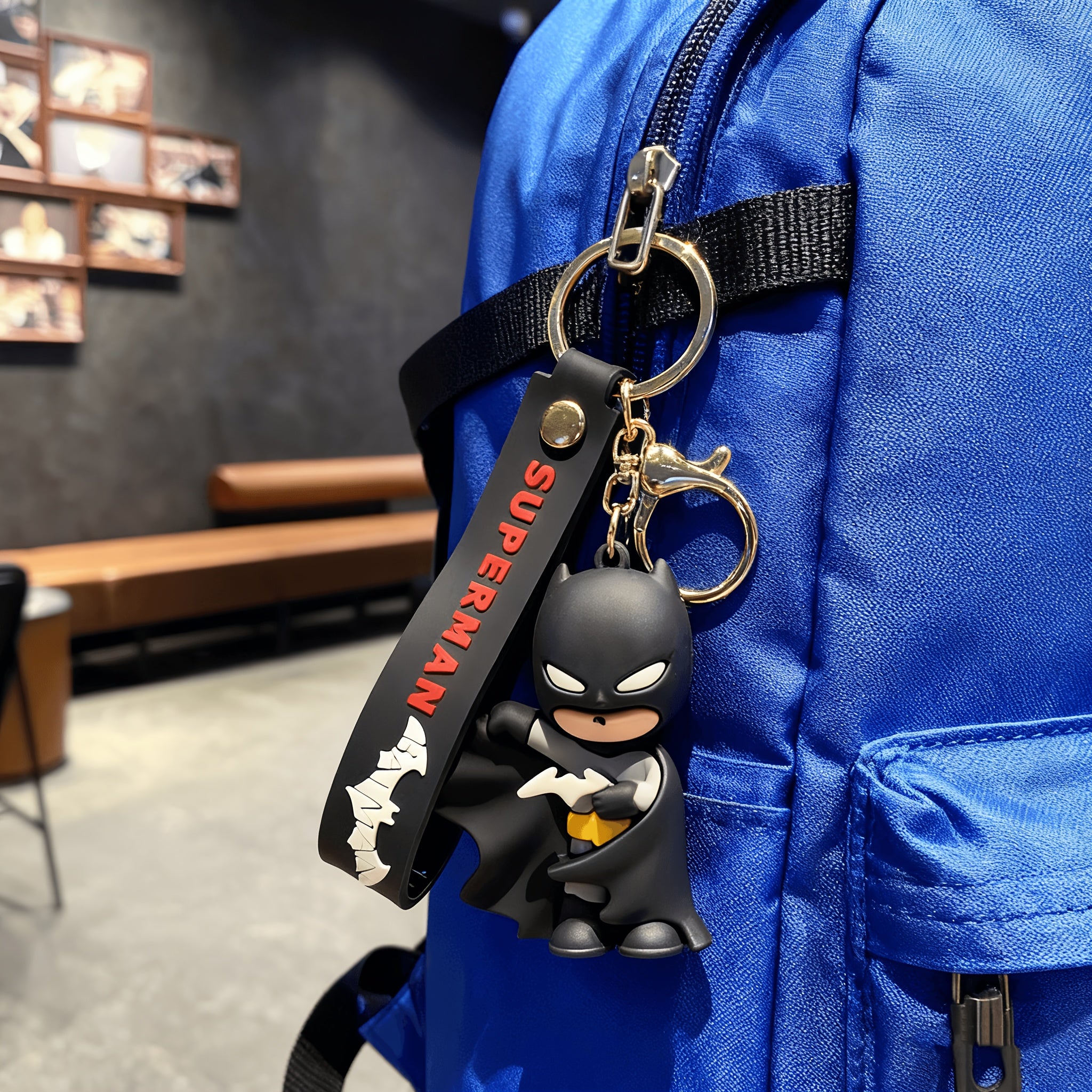 {Officially Licensed} 1 pc Justice League Batman Character Keychain Charm - Birthday Decoration and Car/Bag Accessory, Movie Character Charm, Keychain Accessory, Ideal Gift for Family and Friends, Thoughtfully Crafted Christmas Gift, Secure Clasp